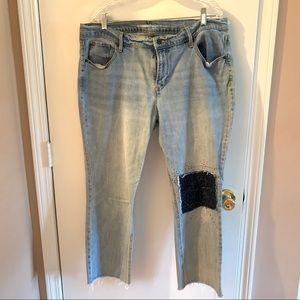 Old Navy Flare Bottom Jeans - Size 16
